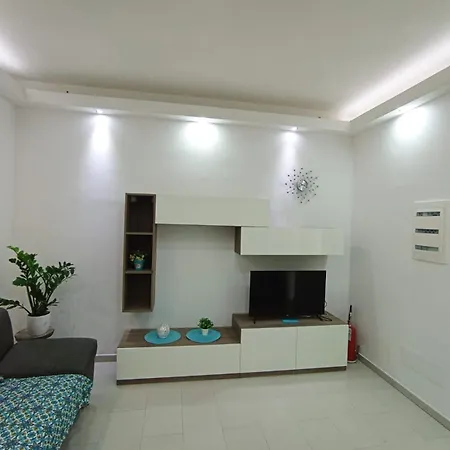 Apartment Casa Aurora, Il Mare E Il Centro A Portata Di Mano *