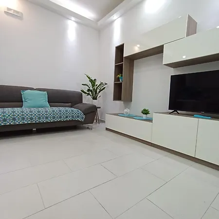 Casa Aurora, Il Mare E Il Centro A Portata Di Mano Apartment Vieste